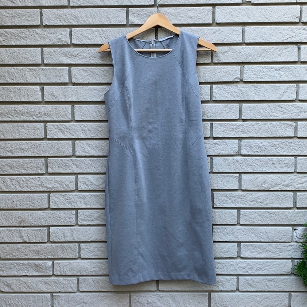 Tahari Grey Paneled Sleeveless Dress 10